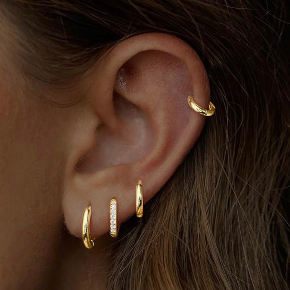 ✨Small Gold Huggie Hoop Earrings Set for Women Men Hypoallergenic 14K Gold ✨